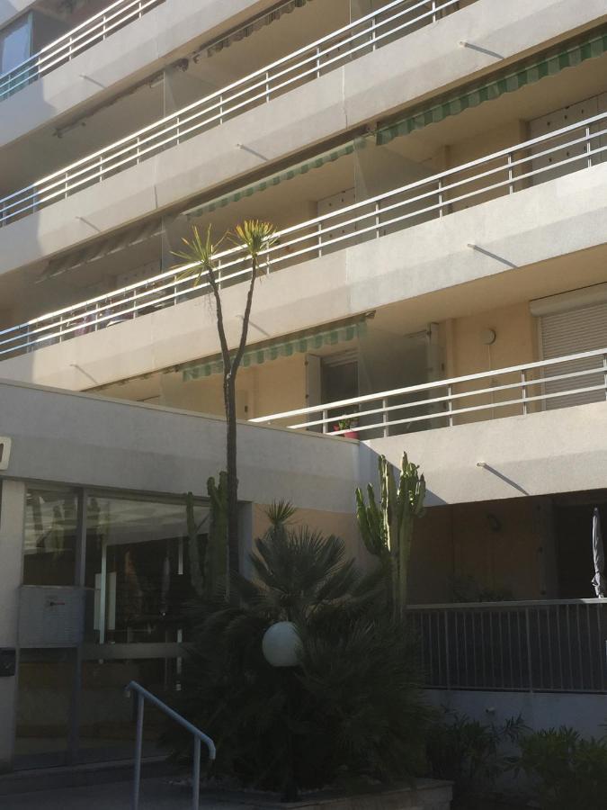 Studio 127, Vue Mer Et Piscine, Port Santa Lucia Сен-Рафаэль Экстерьер фото