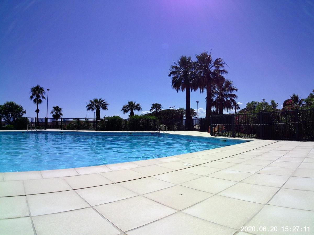 Studio 127, Vue Mer Et Piscine, Port Santa Lucia Сен-Рафаэль Экстерьер фото