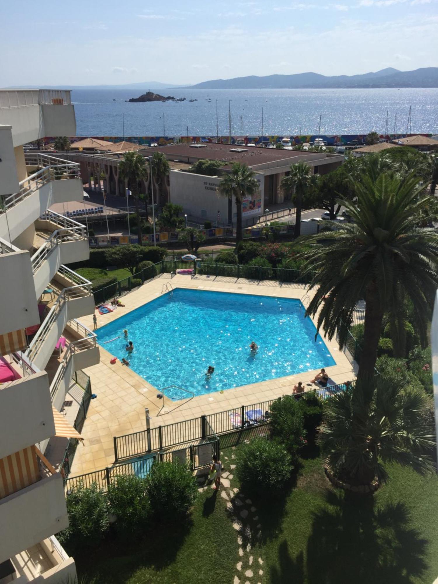 Studio 127, Vue Mer Et Piscine, Port Santa Lucia Сен-Рафаэль Экстерьер фото